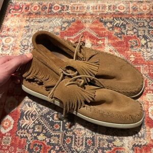 Minnetonka Lace Up Moccasins